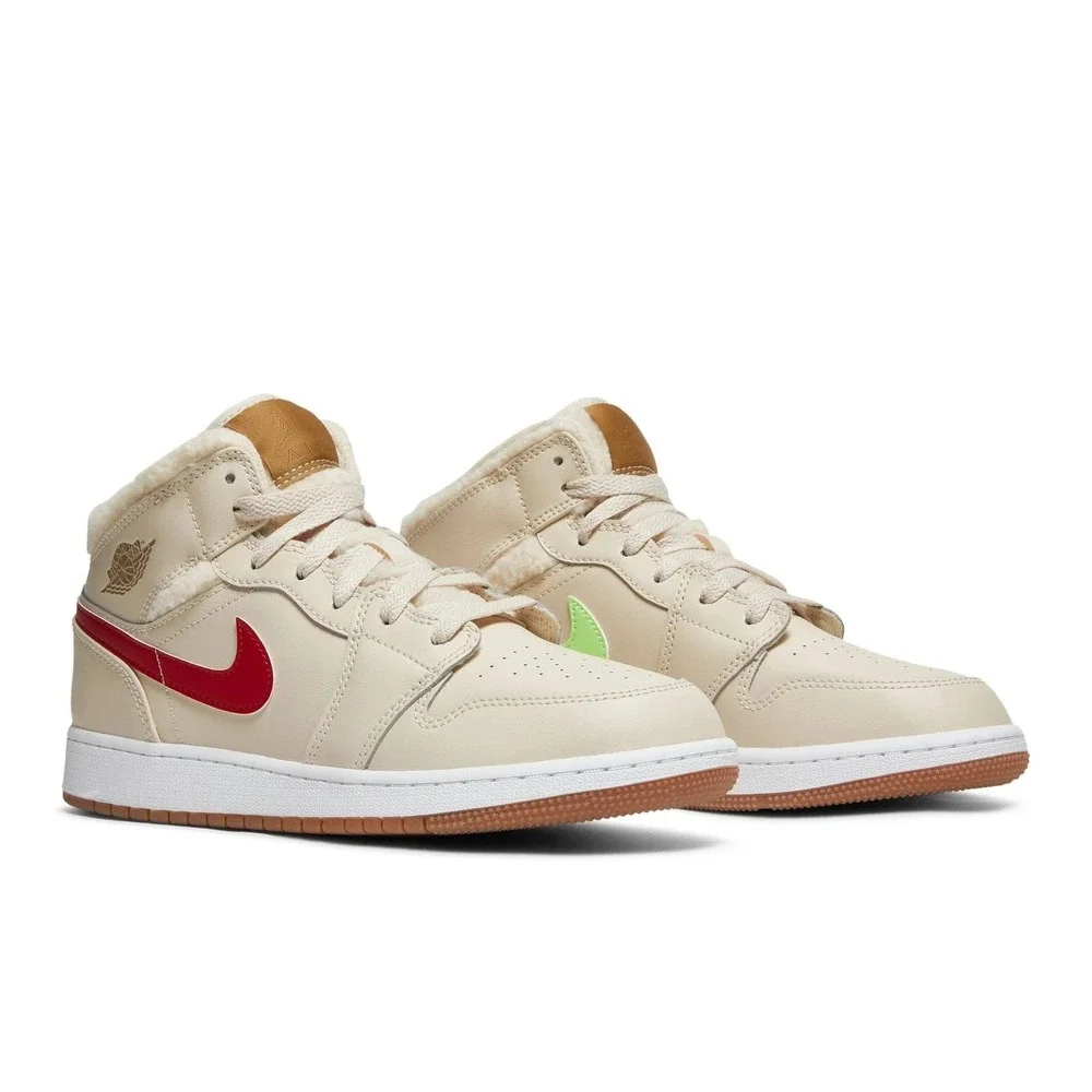 $250 Nike Air Jordan 1 Mid GS Fleece Pearl White DO2207-264 Size 6.5Y Excellent